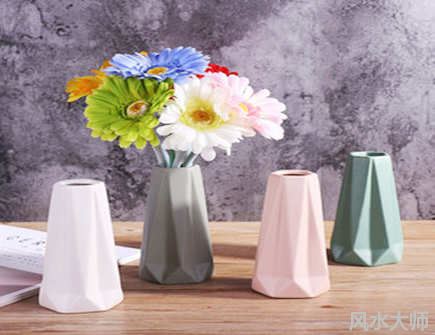 早上花瓶打碎了是什么征兆