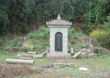 对后代不利的祖坟风水