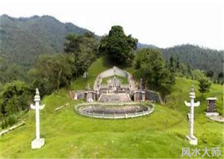 对后代不利的祖坟风水