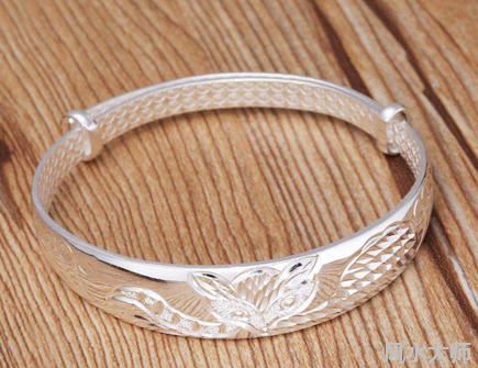 属龙人长期适合佩戴什么吉祥物