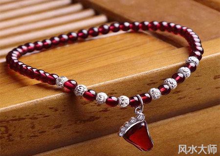 女人身上带什么东西运气好