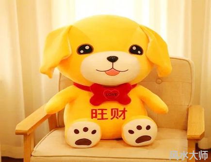 2022年属狗人吉利和不吉利的方位