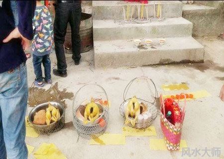 过年上坟有什么讲究