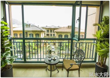 住宅阳台落地窗的风水讲究