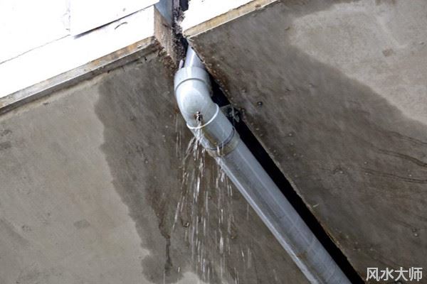 水管漏水破财怎么办