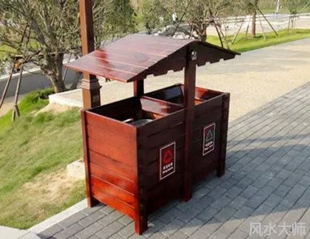 商铺门口有垃圾桶好吗