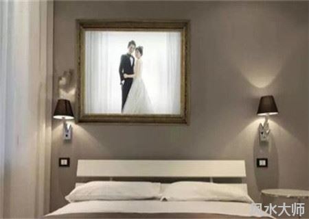 卧室摆放结婚照有什么好处