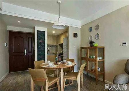 餐桌摆放在客厅的风水禁忌