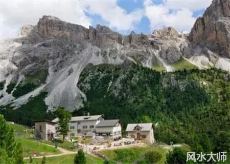 屋后有坑的风水影响