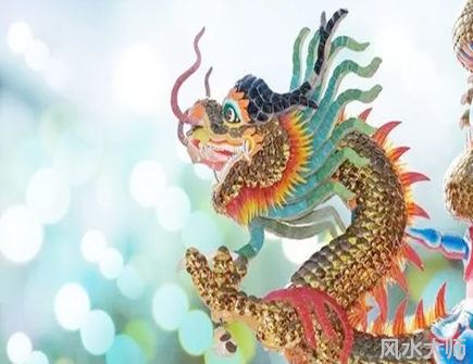 属龙女人花心吗