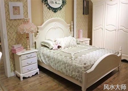 床底摆放什么能旺桃花