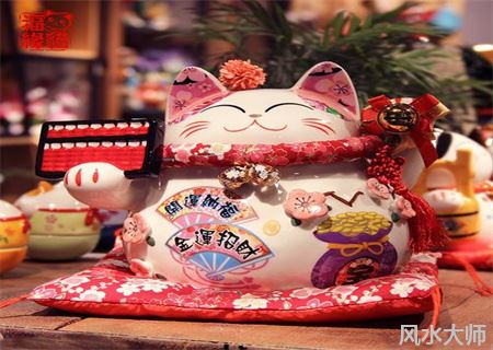 店铺摆放招财猫注意事项