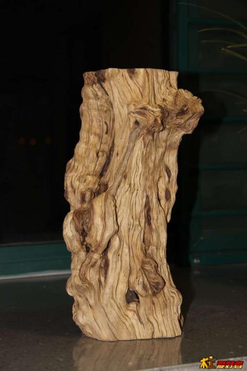 石榴木命适合做什么行业