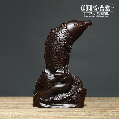 鱼的摆件摆在什么位置好