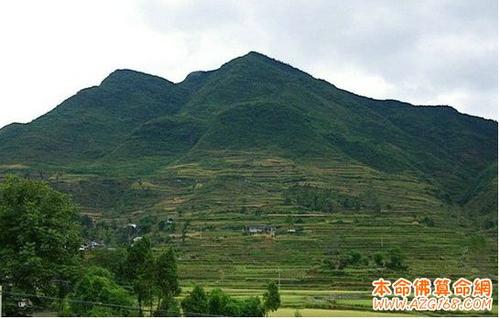 如何选墓地风水