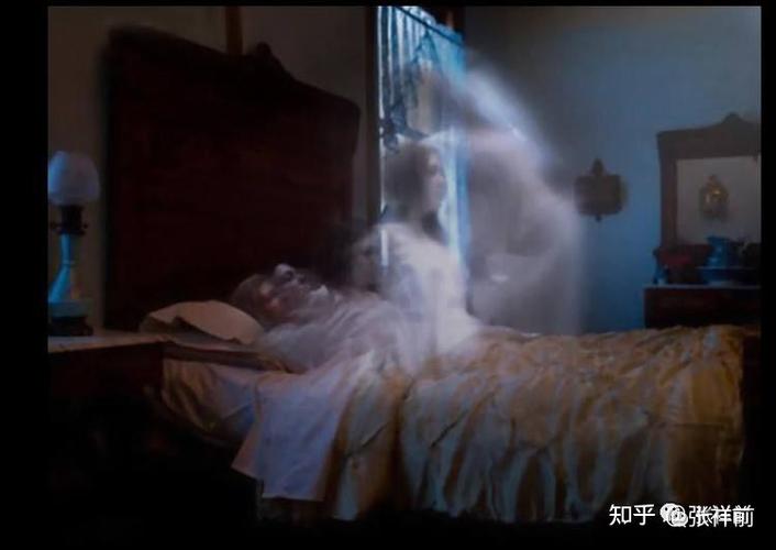 一晚上梦到好几个死去的亲人