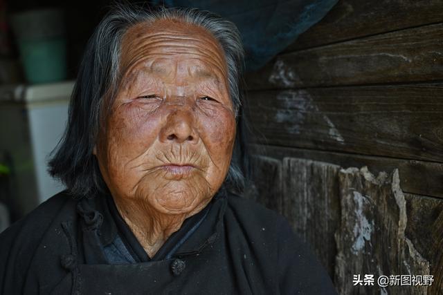 我梦见去世很久的奶奶