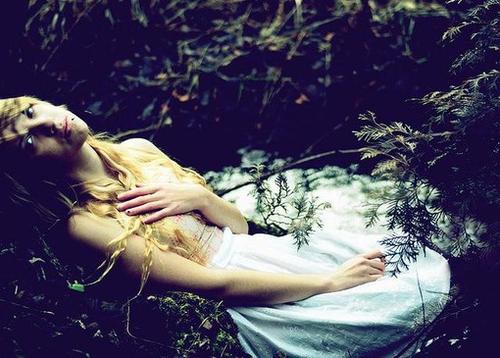 女人梦见有人给我钥匙