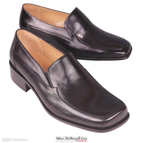 梦见有人送鞋什么预兆