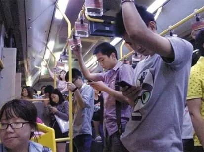 梦见有人想偷我的手机